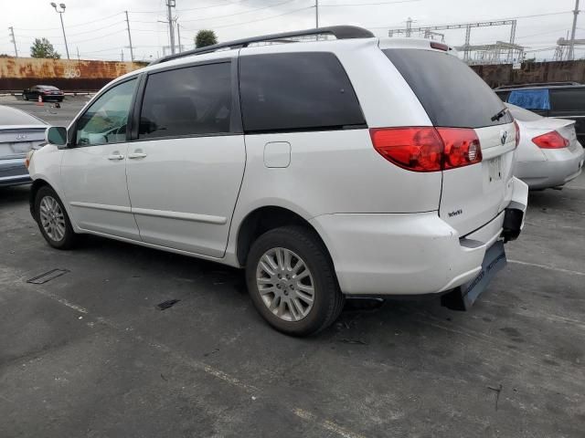 2008 Toyota Sienna XLE