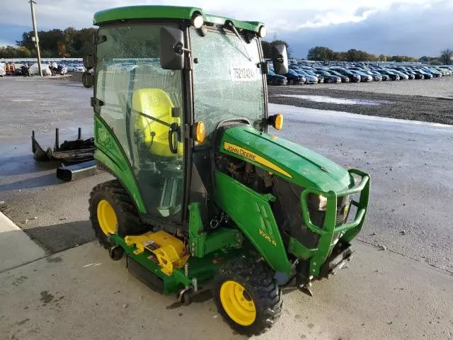 2018 John Deere 1025R