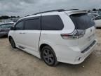 2017 Toyota Sienna SE