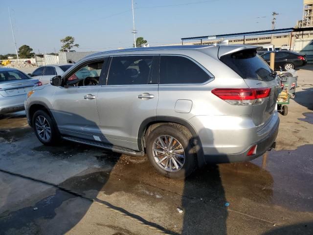 2018 Toyota Highlander SE