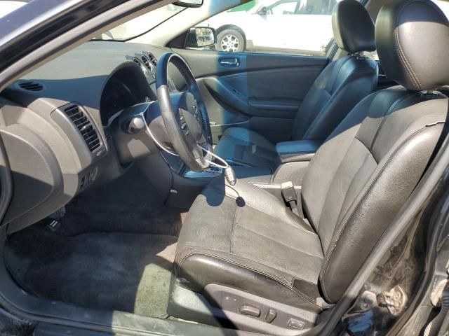 2010 Nissan Altima Base