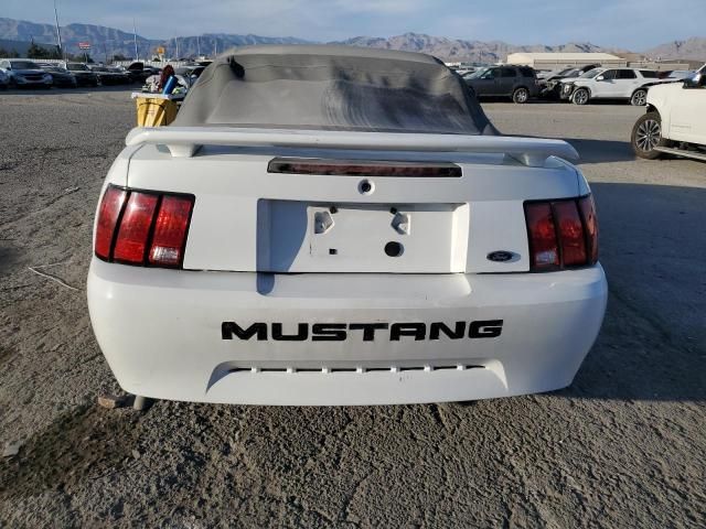 2003 Ford Mustang