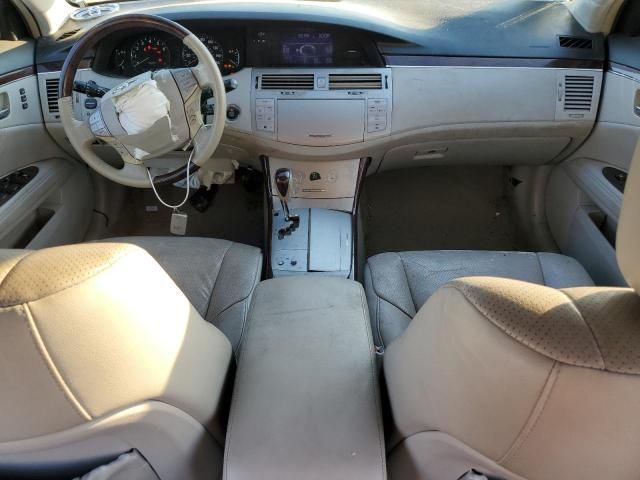 2010 Toyota Avalon XL