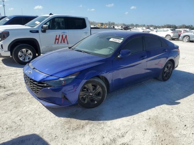 2022 Hyundai Elantra SEL