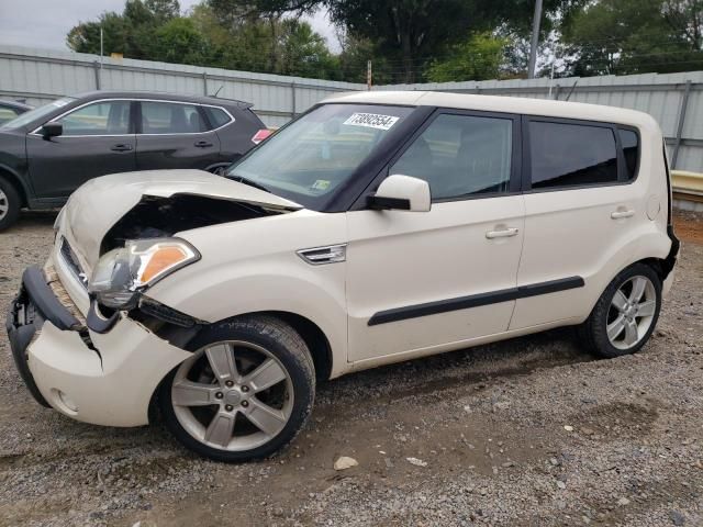 2011 KIA Soul +