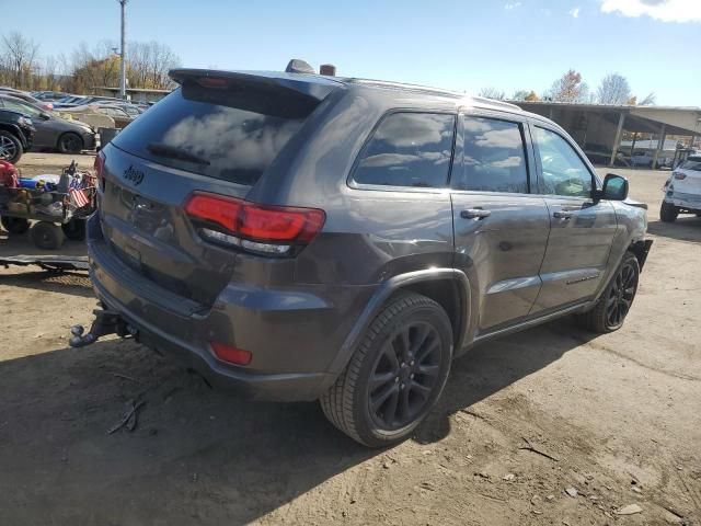 2020 Jeep Grand Cherokee Laredo