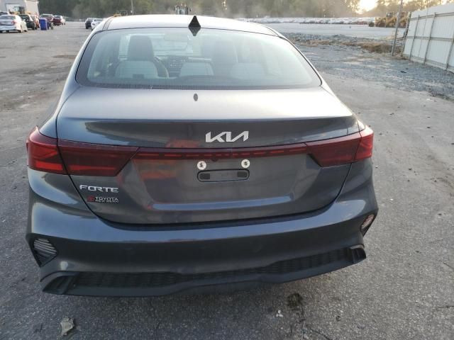 2022 KIA Forte FE