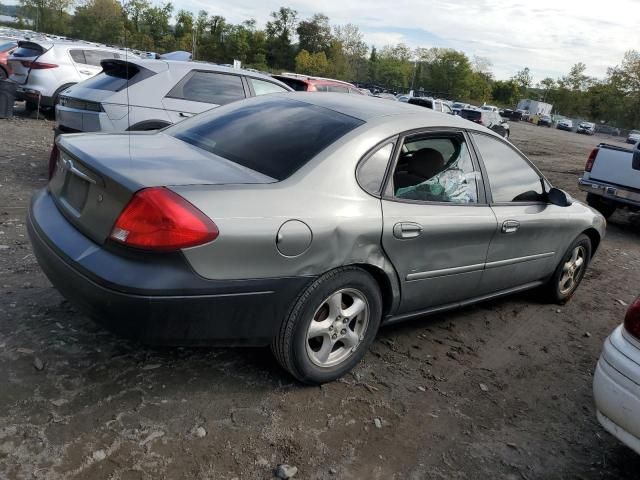 2002 Ford Taurus SE