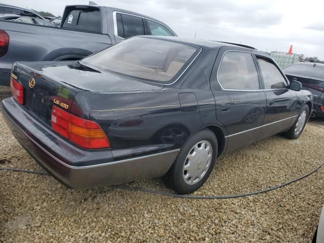 1996 Lexus LS 400