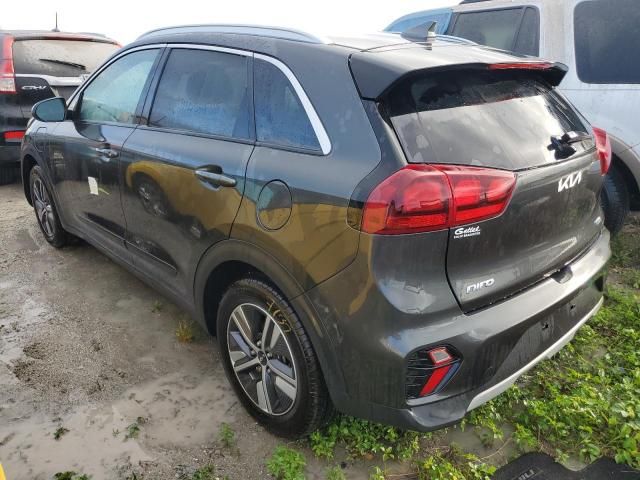 2022 KIA Niro LXS