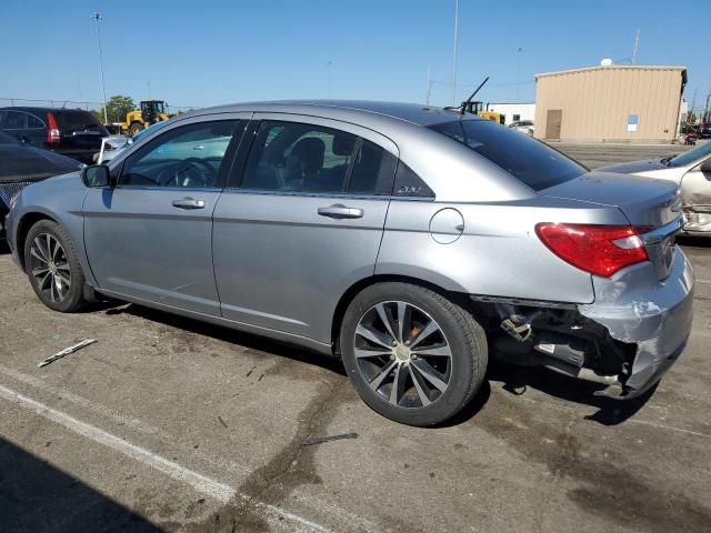 2013 Chrysler 200 Limited