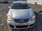 2005 Volkswagen New Jetta 2.5L Option Package 2