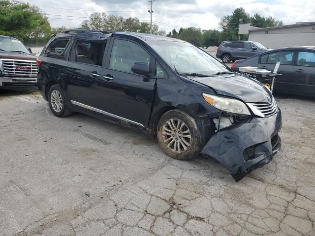 2015 Toyota Sienna XLE