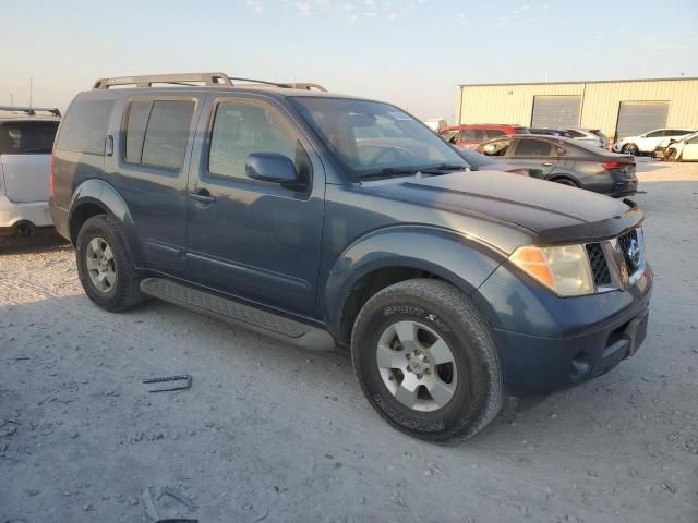 2006 Nissan Pathfinder LE