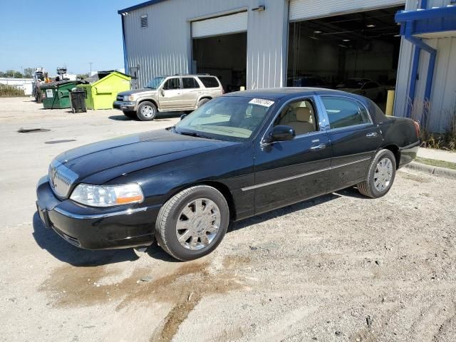 2007 Lincoln Town Car Designer