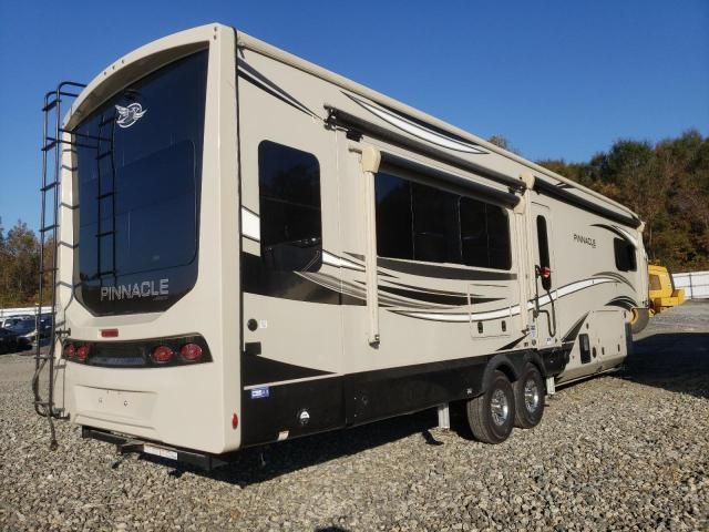 2023 Jayco Pinnacle