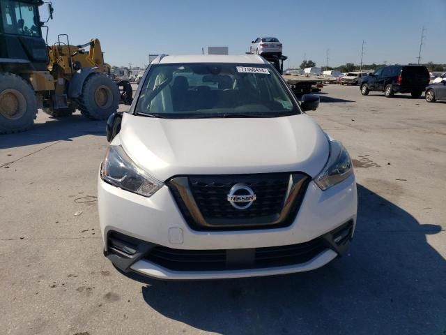 2020 Nissan Kicks SR