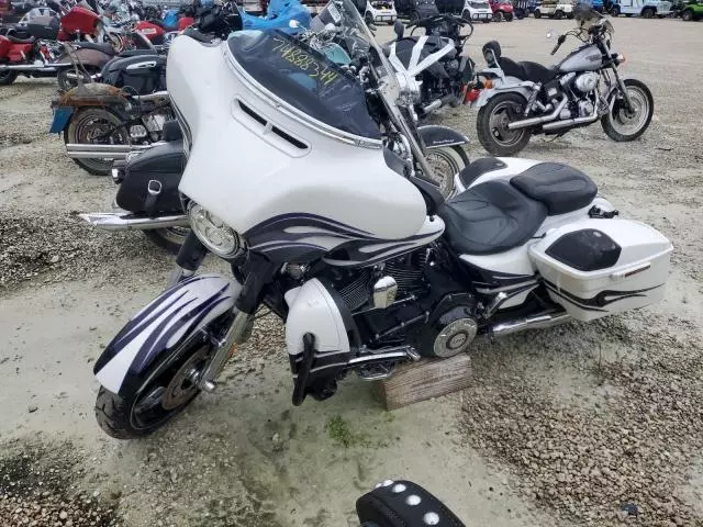 2016 Harley-Davidson Flhxse CVO Street Glide