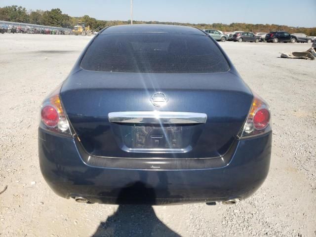 2010 Nissan Altima Base