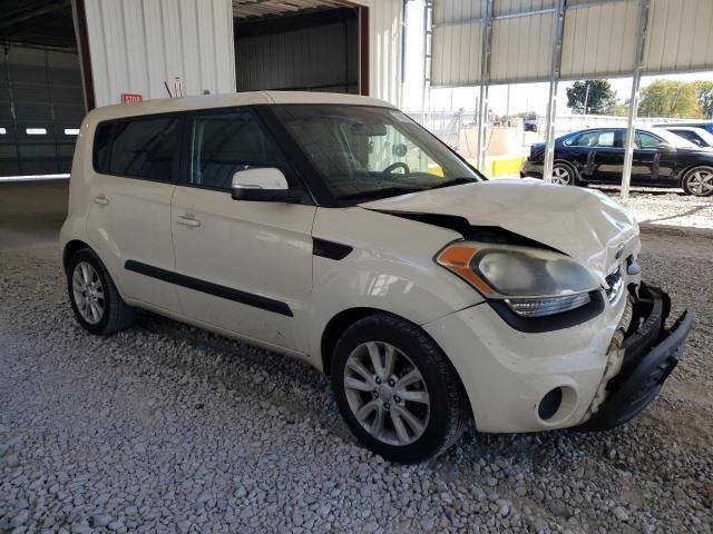 2013 KIA Soul +