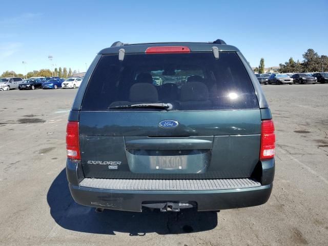 2004 Ford Explorer XLT