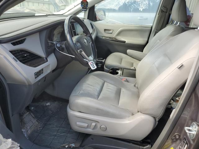 2015 Toyota Sienna XLE