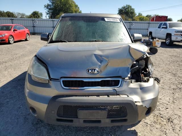 2010 KIA Soul +