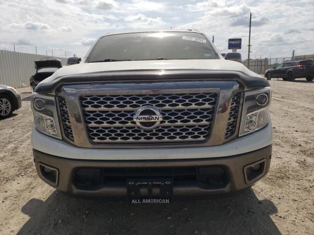 2017 Nissan Titan SV