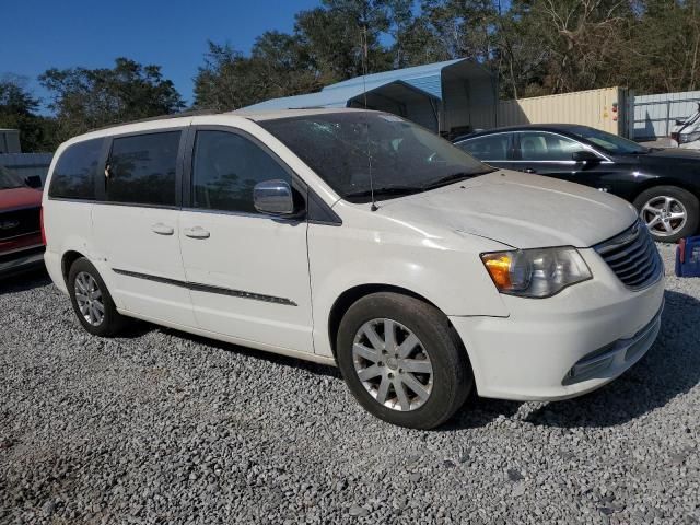 2011 Chrysler Town & Country Touring L