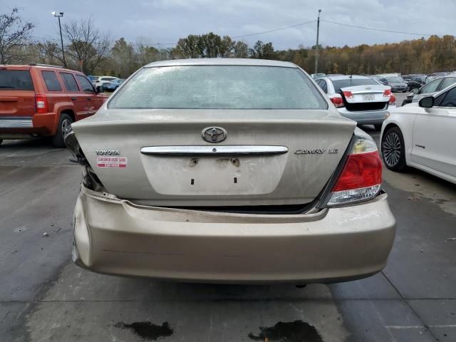 2005 Toyota Camry LE