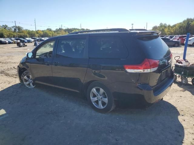 2011 Toyota Sienna LE