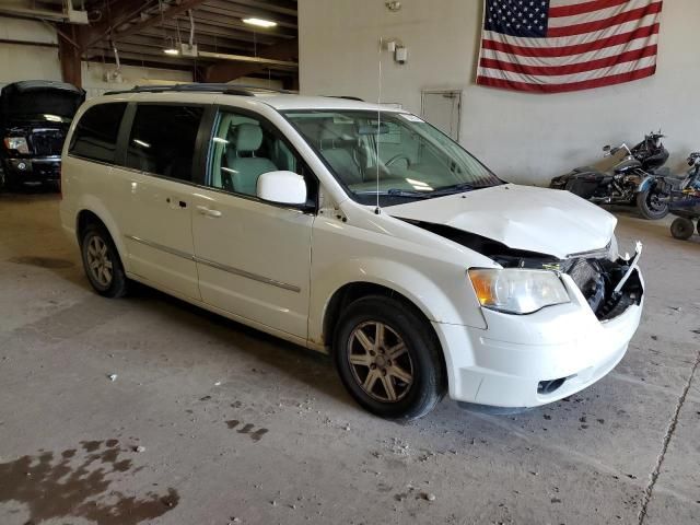 2009 Chrysler Town & Country Touring