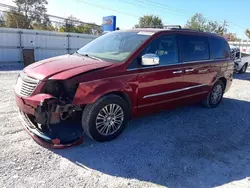 Chrysler Vehiculos salvage en venta: 2013 Chrysler Town & Country Touring L