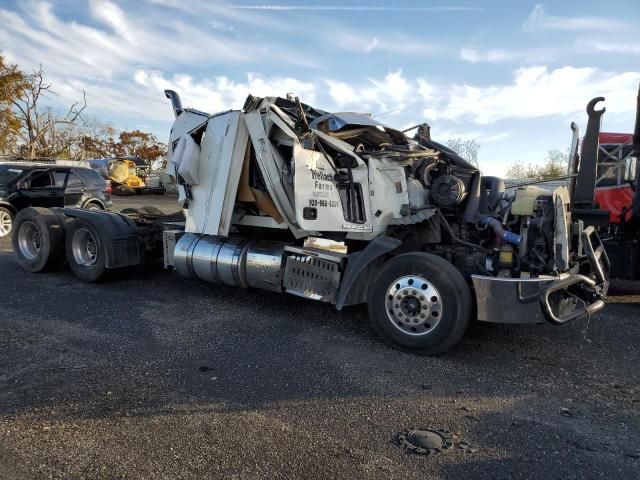 2014 Mack 600 CXU600