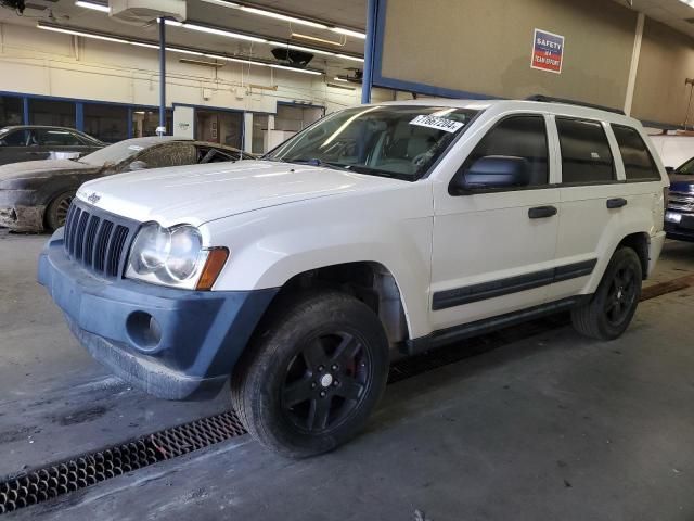 2005 Jeep Grand Cherokee Laredo