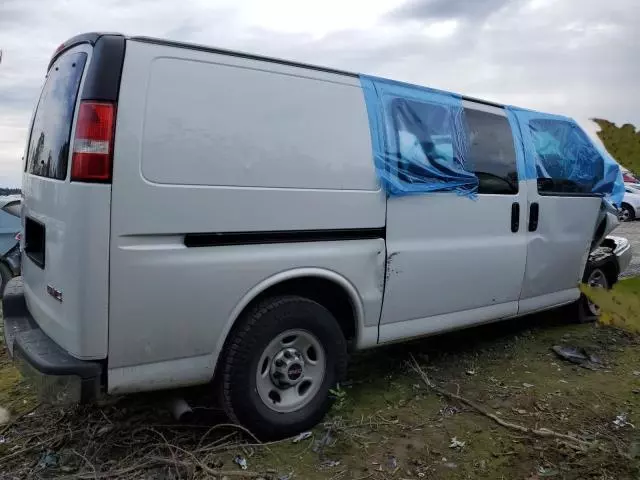 2017 GMC Savana G3500