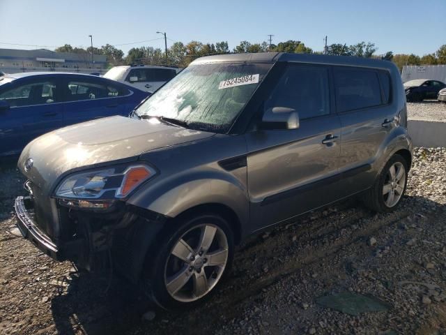 2011 KIA Soul +