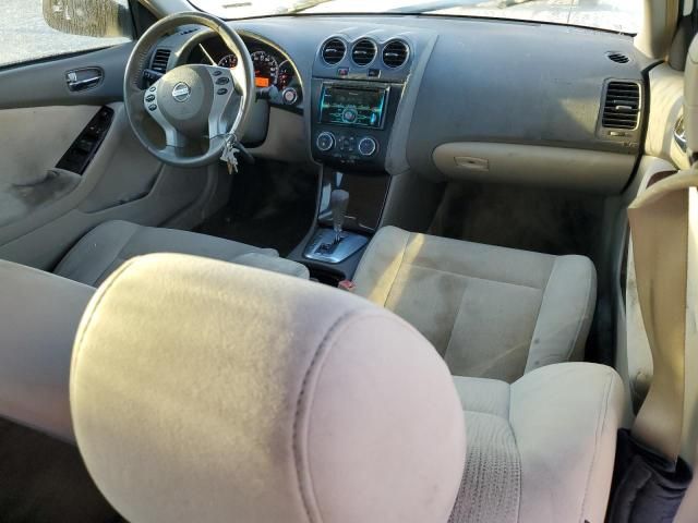 2010 Nissan Altima Base