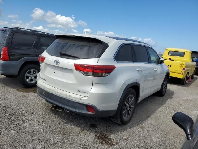 2018 Toyota Highlander SE