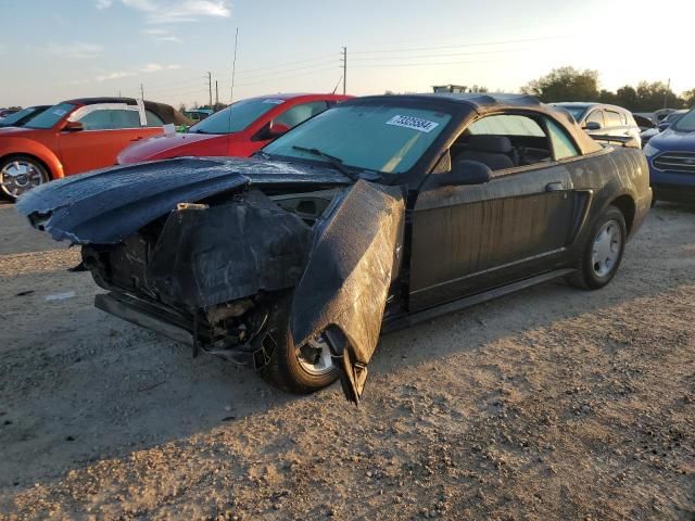 2000 Ford Mustang