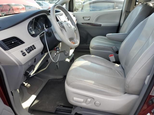 2014 Toyota Sienna XLE