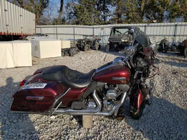 2015 Harley-Davidson Flhtcu Ultra Classic Electra Glide