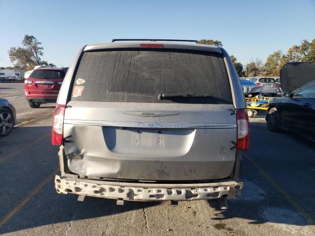 2016 Chrysler Town & Country Touring