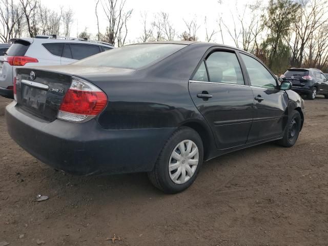 2005 Toyota Camry LE