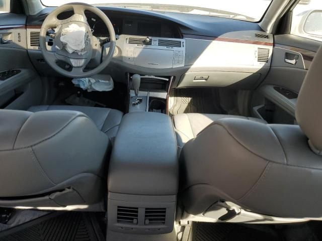 2010 Toyota Avalon XL