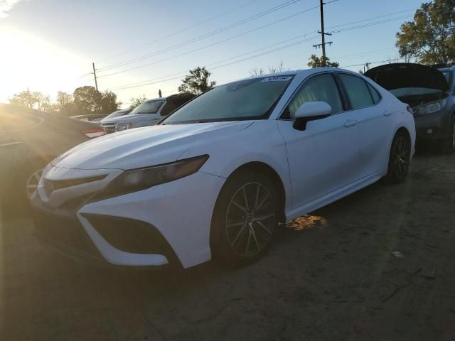 2021 Toyota Camry SE