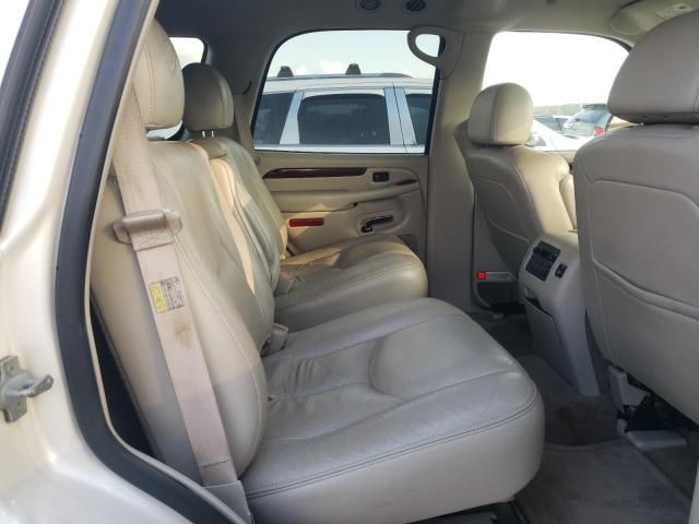 2005 Cadillac Escalade Luxury