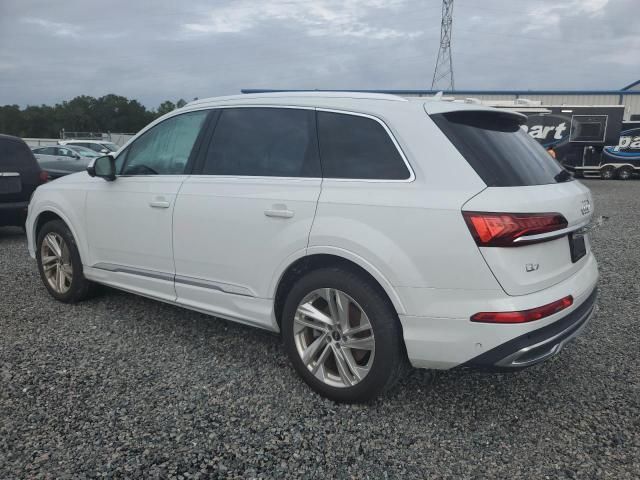 2022 Audi Q7 Premium