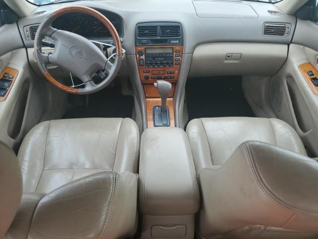 2000 Lexus ES 300