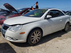 2011 Volkswagen EOS Komfort en venta en Riverview, FL